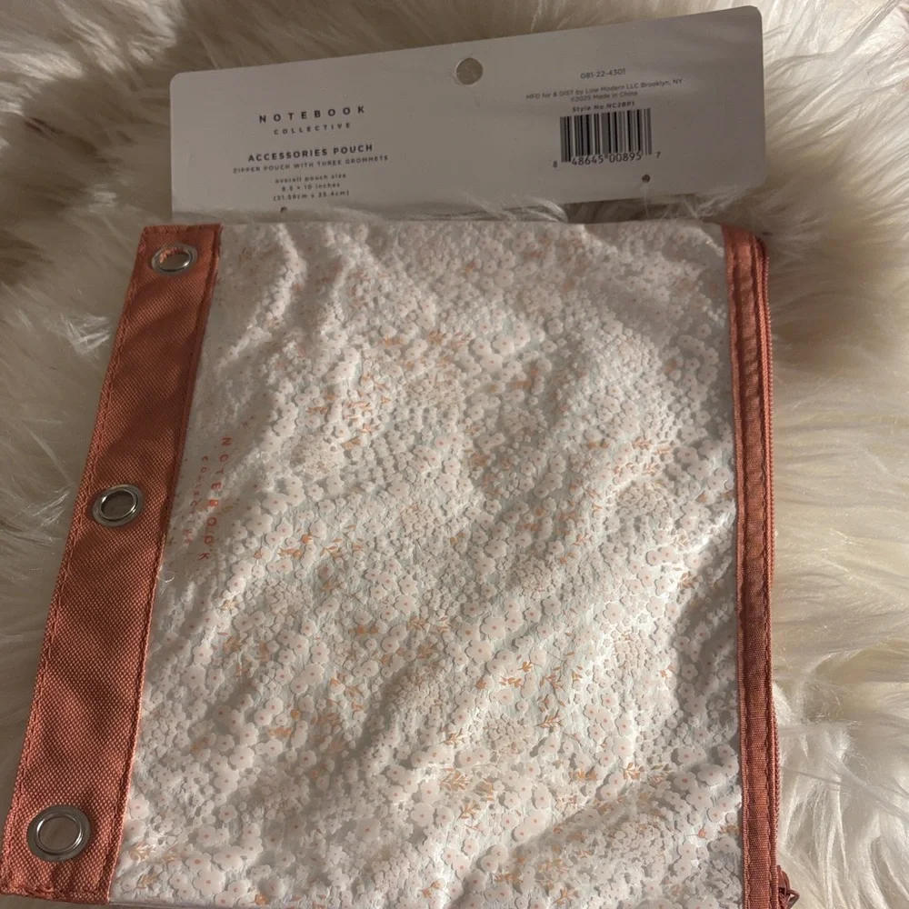 White and Pink Accessories Pouch - Picture 3 of 3